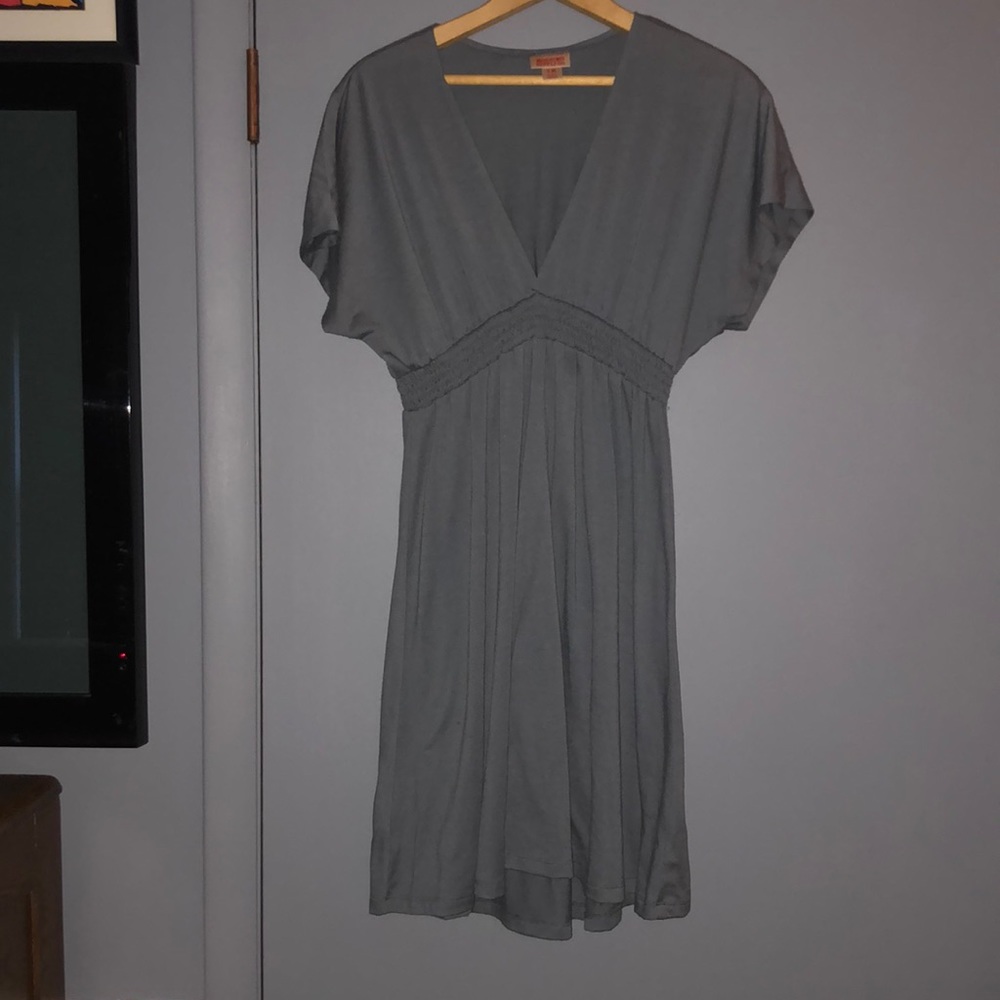 Mossimo grey stretchy dress. Size M